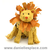 newspaper lion sculpture craft www.daniellesplace.com