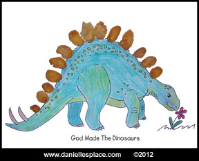 Dinosaur Activity Sheet www.daniellesplace.com