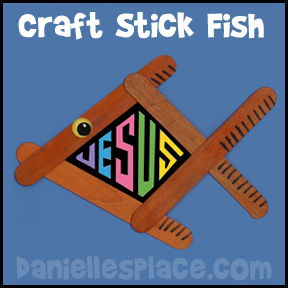 Craft Stick Fish Craft from www.daniellesplace.com www.daniellesplace.com