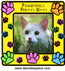 Pawsitively Purrfect Kitty Paw print Craft www.daniellesplace.com