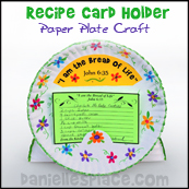 Paper Plate Recipe Card Holder Craft from www.daniellesplace.com