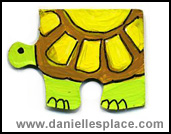 Turtle Puzzle Piece Craft www.daniellesplace.com