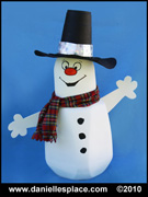 Milk Jug Snowman recycle craft for kids www.daniellesplace.com