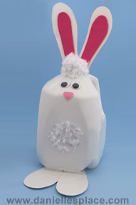 Easter Craft - Easter bunny milk jug craft for kids www.daniellesplace.com