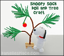 Snoopy Sock Dog and Christmas Tree Craft for Kids from www.daniellesplace.com