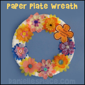 Paper Plate Wreath